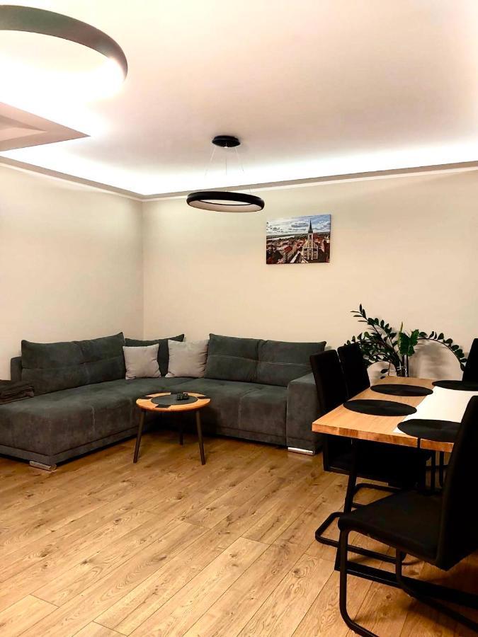 Stary ToruńApartament Sajowy Z Miejscem Postojowym W Garazu Podziemnym公寓 外观 照片